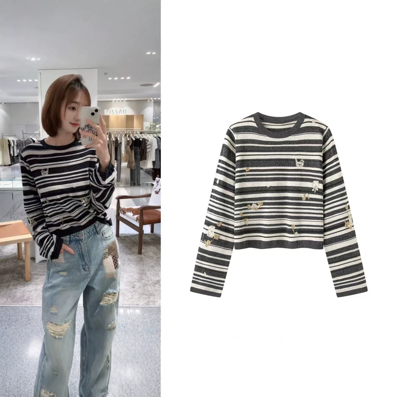 In stock 2026 autumn new round neck sweater with full embroidery of cartoon patterns and stripes 2K3EE86 In stock 2026 autumn new round neck sweater with full embroidery of cartoon patterns and stripes 2K3EE86