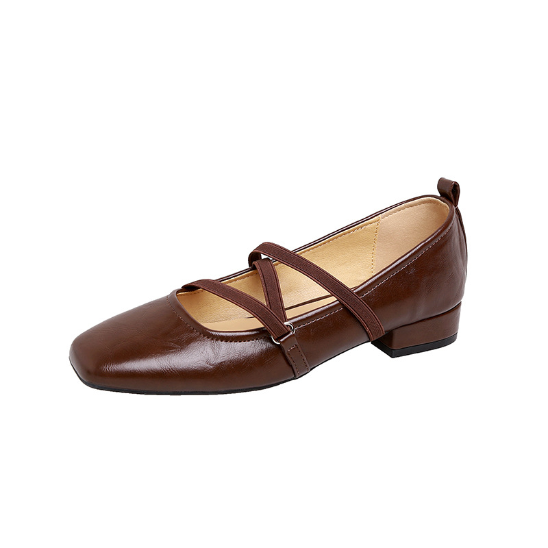 Zapatos de cuero suave hechos a mano para mujeres 2024 nuevos zapatos de cabeza cuadrada con cinturón cruzado Marizhen zapatos de estilo retrógrado francés