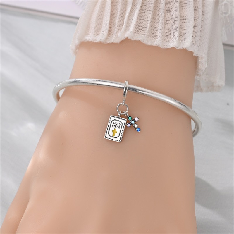 925 Sterling Silber Charm Unsere Liebe Frau der Liebe Kreuz Perle Charm DIY Schmuck Armband Zubehör_voghion.com