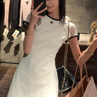 �^�^�Wꖶ���ᘿ��B��ȹŮ�ļ������@��A�ֶ�ȹײɫ�̽�����ȹ��