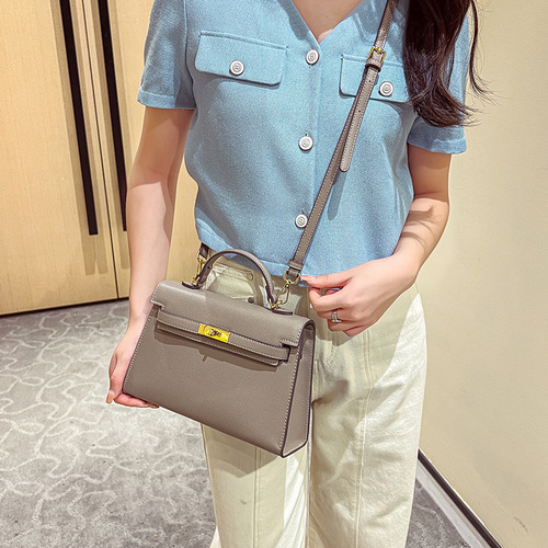  Spring and Summer New Niche Commuting Handbags Western Fashion Handheld Kelly Bag Women's Versatile Shoulder Crossbody Bag