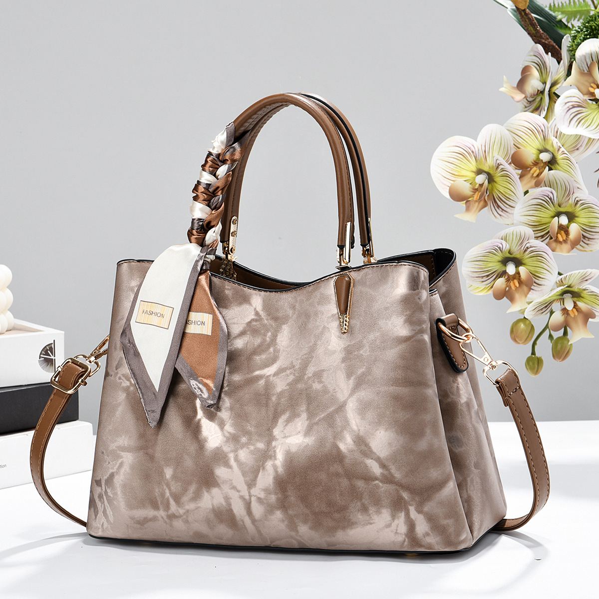 2026 nuevo nuevo estilo chino retro bolso de mano para mujeres de gran capacidad bolso de hombro bolso de madre de viaje