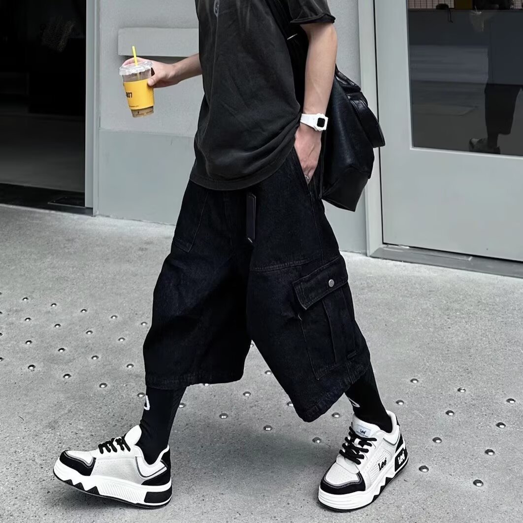 American Retro Large Pocket Black Cropped Jeans for Men, Summer Loose Washed Vintage Wide-Leg Cargo Mid-Length Pants Trendy