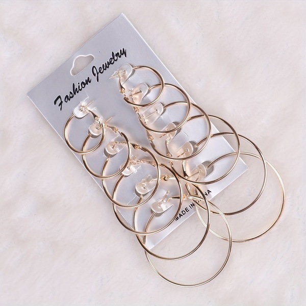 fashionable classic universal earrings