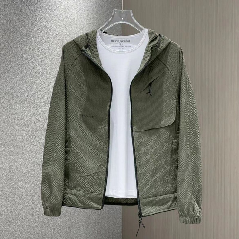 Men's Jacket 2025 Spring and Autumn Fashion Bubble Gauze Lightweight Trendy Breathable Hooded Single-Layer Jacket Men's Outerwear Without