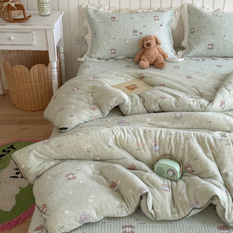 Lawn puppy / Spring and autumn quilt -150*200cm[ 3.3kg]