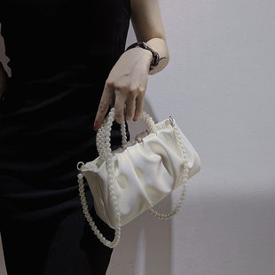 (Cross-border trading), genuine handheld chain pearl, shoulder bag, universal phone bag, high-quality style, simple and elegant design