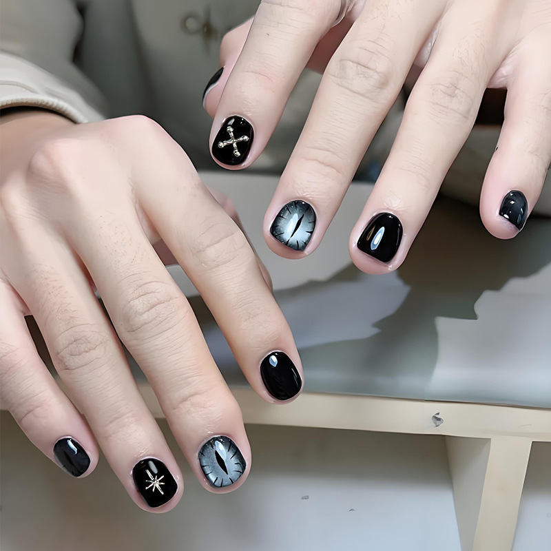 European and American Devil's Eye Men's Wearable Nails Ins Style Internet Celebrity Trendy Short Fake Nails Cross-Border Wearable Nails Wholesale