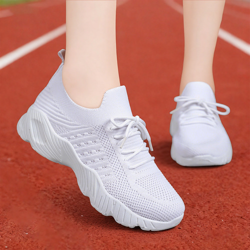 Shoes and women's shoes 2026 spring new casual shoes pure color flying knitted single-layer shoes European and American style platform sole height-increasing shoes for women