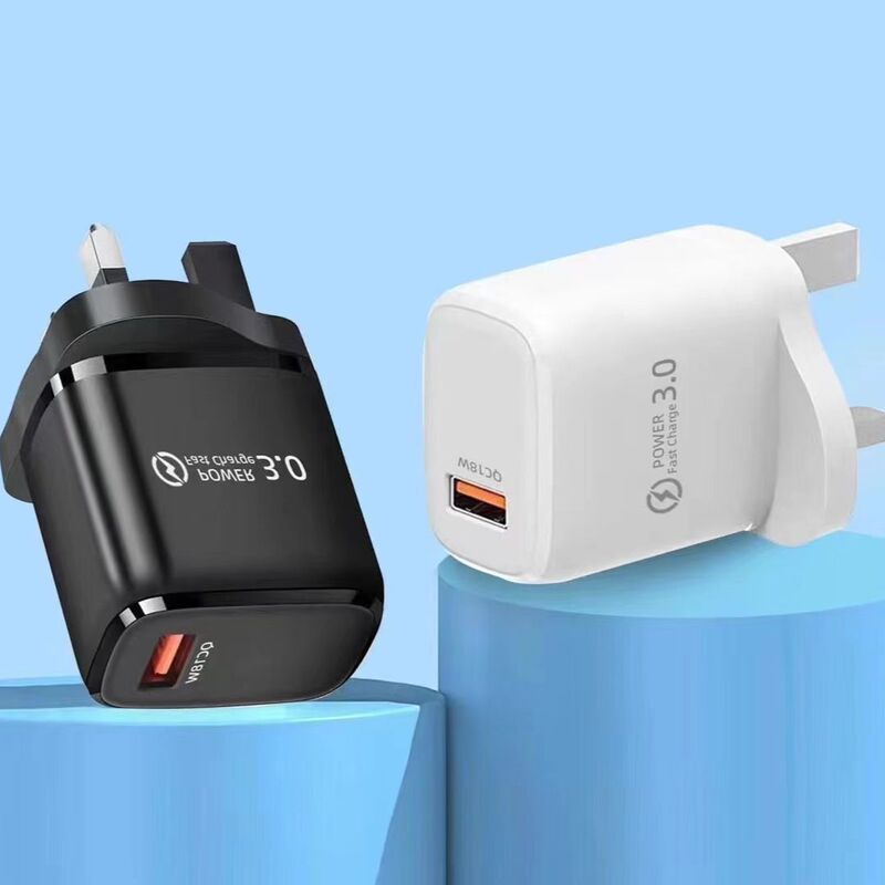 Cross-border mobile phone fast charging head for Samsung Apple Huawei charger 18W British standard fast charging charger usb plug