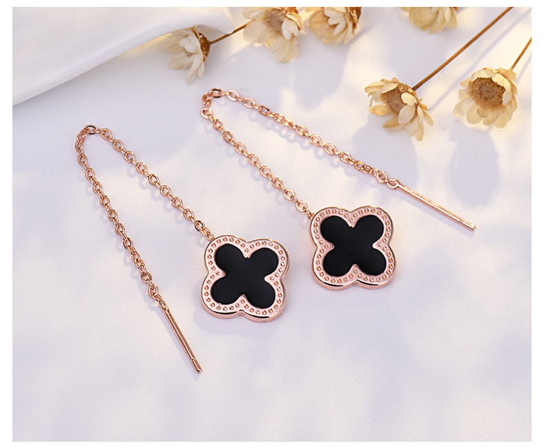 Elegant Four Leaf Clover Copper Gold Plated Earrings 1 Pair display picture 2