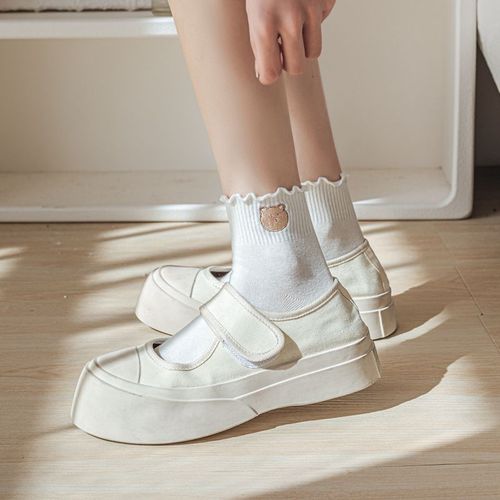 Wholesale Cute Pure White Rolled Edge Embroidered Academy Style School Girl Socks for Spring and Summer, Fine Combed Cotton Plain Color Short Socks