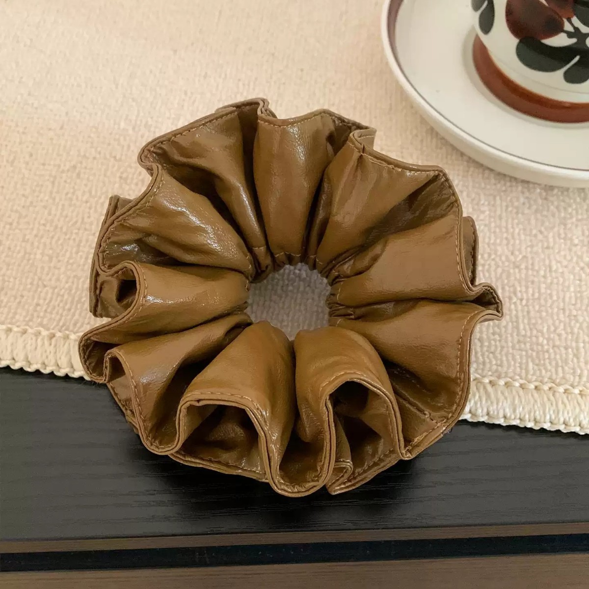 Eleganter Kaffeebrauner Pu Leder Haargummi Mit Doppelschicht_voghion.com