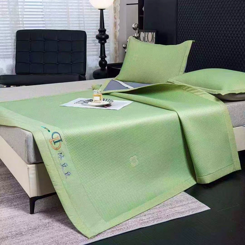 Охлаждающий коврик из ледяных бобов, комплект из трех частей, однотонный простой коврик из ледяного шелка, можно стирать в машине, коврик с кондиционером для общежития