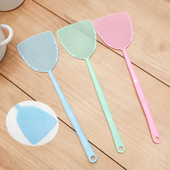 Fly swatter plastic swatter is not broken, household thickening and long handle manual large mosquito killing swatter summer durable swatter