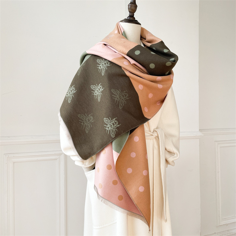 Little Bee I mitation Cashmere for Women, Thickened and Versatile Color blocked Shawl, Winter New Scarf_voghion.com