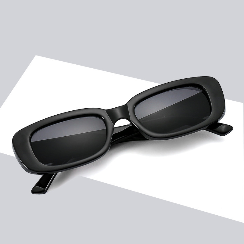2010 New European and American small square sunglasses fashion plain sunshade UV street shot sunglasses spot 3399