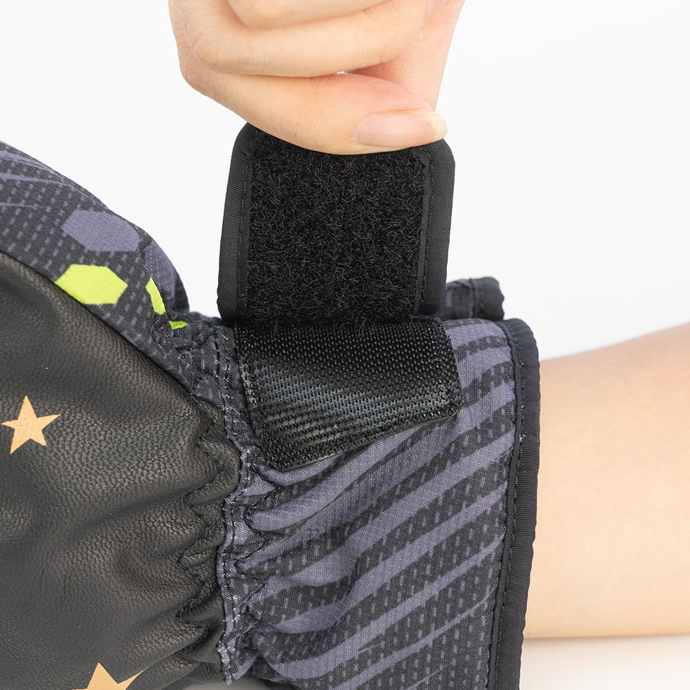 保暖手套防滑秋冬季户外运动男女款加绒滑雪骑行触屏防风手套批发