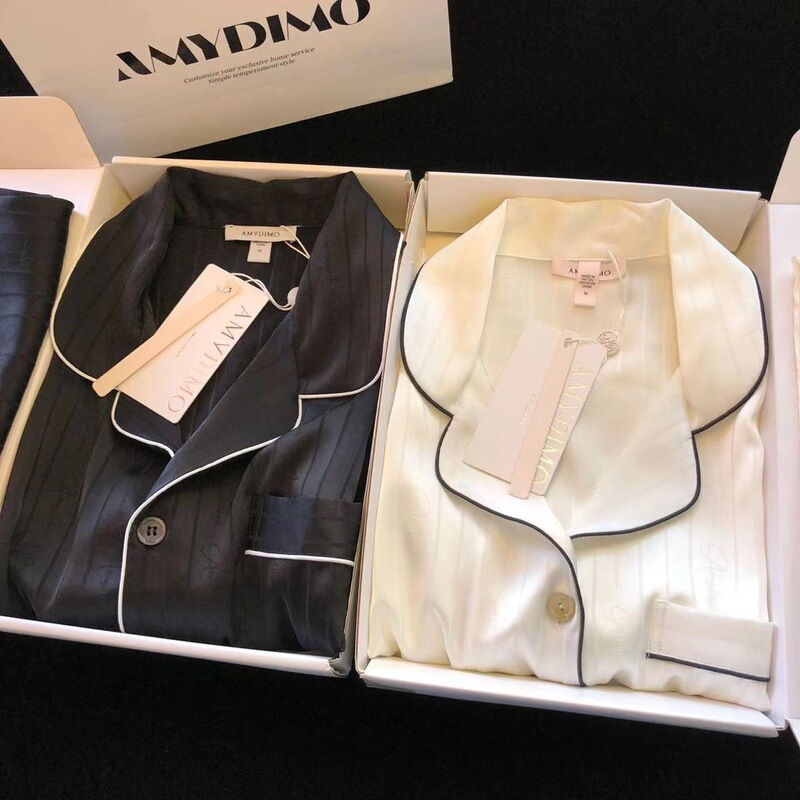 In-Stock Men's and Women's Couple Pajamas, Spring Thin Ice Silk Long-Sleeve Cute Ins-Style High-Value Design, One-Piece Dropshipping with Free Shipping