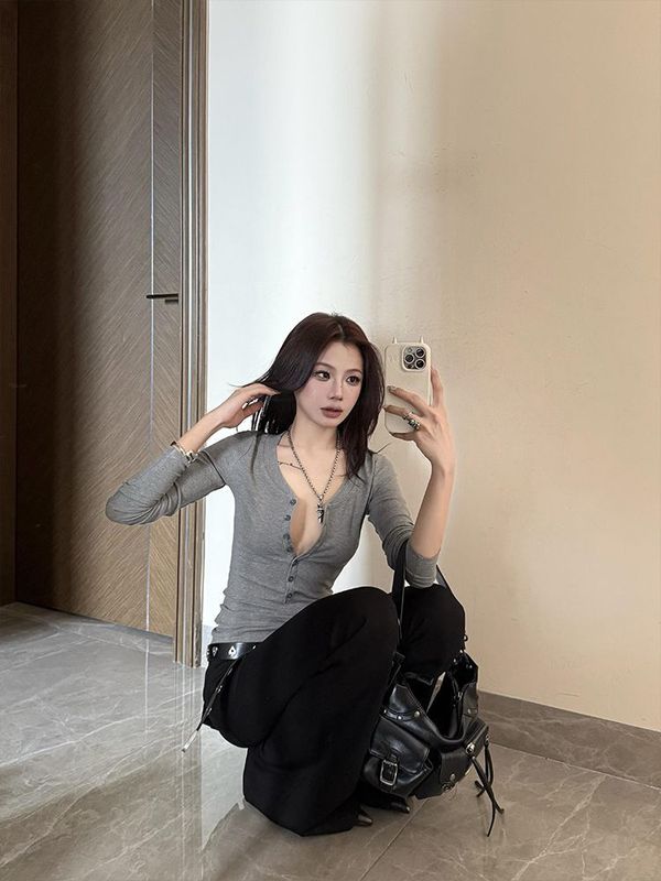 美式辣妹长袖T恤女装2025早秋新款打底衫灰色修身显瘦设计感上衣|undefined