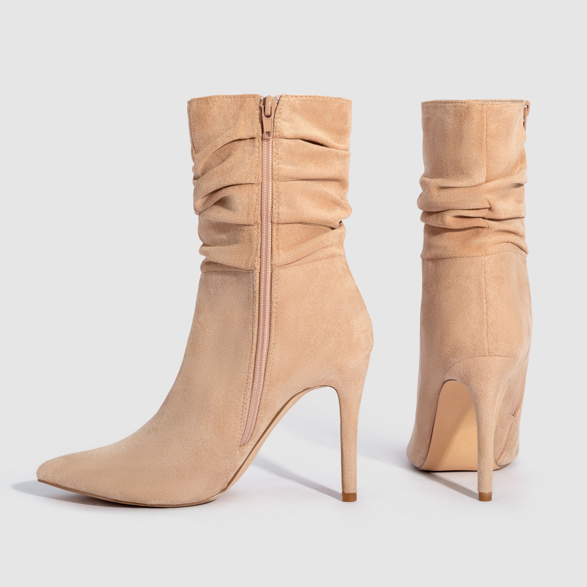Botas cortas para mujer en stock, color albaricoque, estilo europeo y americano, de media caña, de gamuza, con punta en pico, tacones altos de talla grande, botas Martin, talla grande US11.