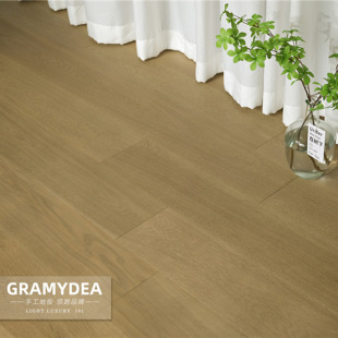 New Accessible Luxury Solid Wood Floor Living Room Bedroom Decoration Wear-Resistant Floor Antique European Oak Grain Log Waterproof Floor
