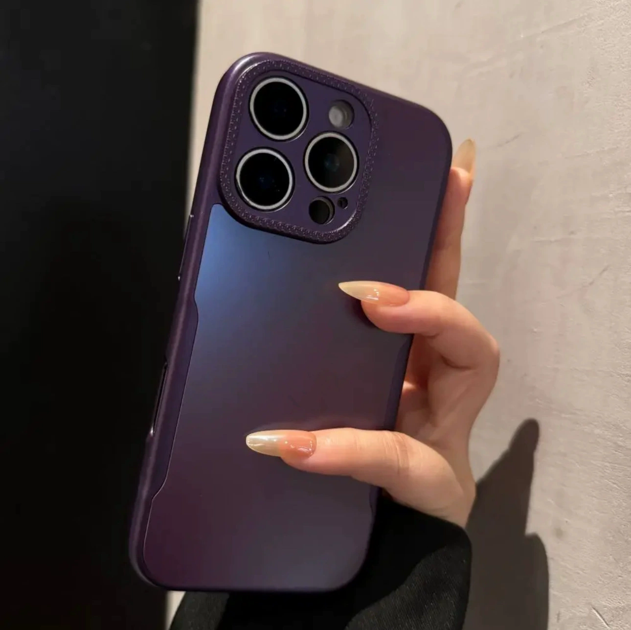 Protective phone case (Apple) 16 Pro Max — matte TPU + PC, simple elegant design