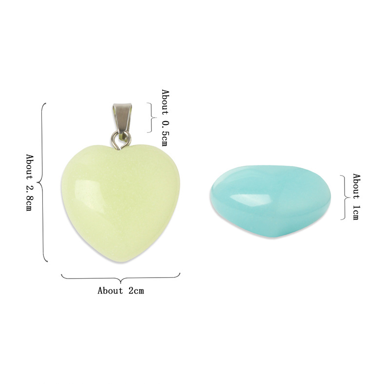 1 Piece Simple Style Heart Shape Fluorite Luminous Pendant Jewelry Accessories display picture 1