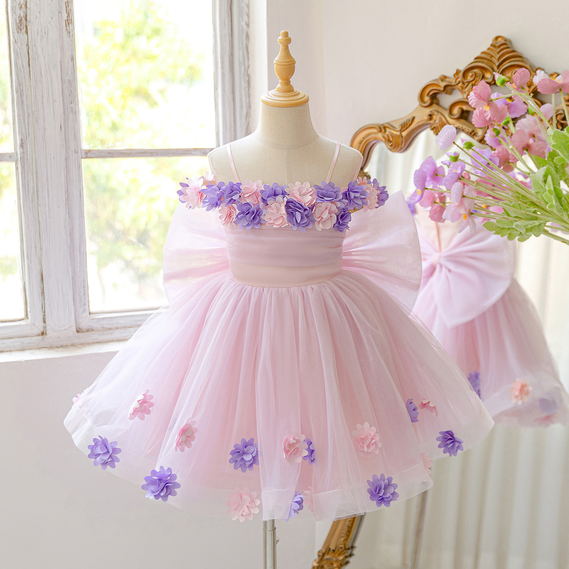 Europa y los Estados Unidos nuevos vestidos de flores tridimensionales de malla gran arco de mariposa con pantalón de ropa de desfile para niños de mediana edad image 6