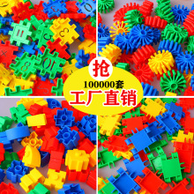 ���S���l���w��ƴ�b�X݆�ܵ�ѩ��Ƭ�׃��@����ƴ��eľ ��ͯ����