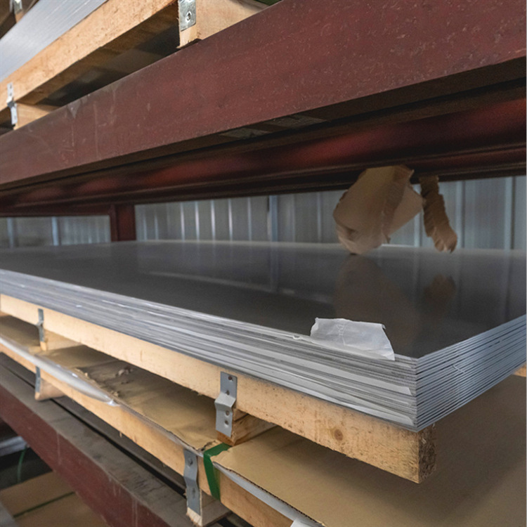 直供4mm不锈钢板 310S 304 316L 大量现货 可镜面油磨拉丝等加工