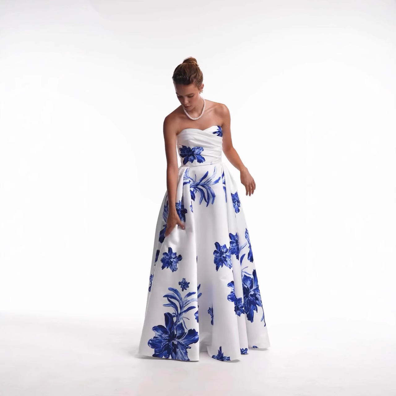 2025 Europe and America Amazon cross-border foreign trade women's new strapless printed backless waist slimming dress dress