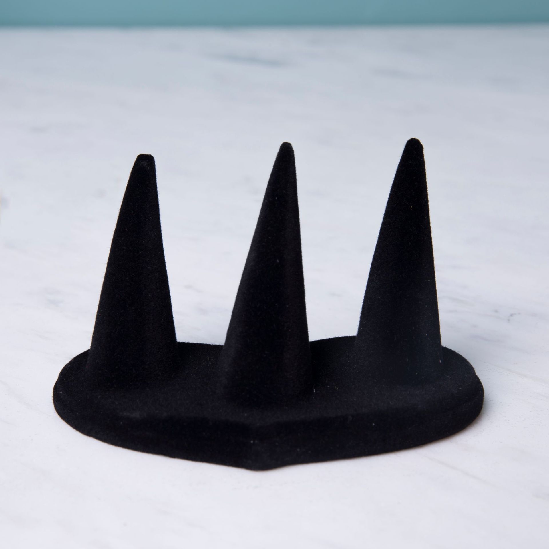 Ring Seat Resin Embossed Jewelry Store Display Accessories Show Prop Storage Decorations Display Stand Manufacturer Wholesale