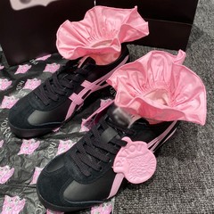 新商品のホットバーと同じタイプの鬼塚虎の連名パツオ風黒粉牛の反絨皮怠け者靴1183C380