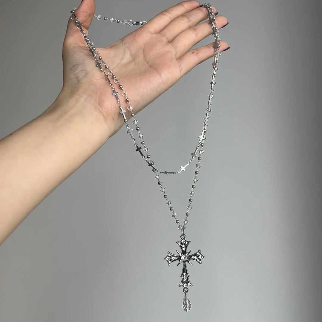 Sweet Cool Y2K Personalized Multi-Layer Cross Necklace For Women Gothic Trendy Choker Alloy Titanium Steel Hip Hop Style display picture 6