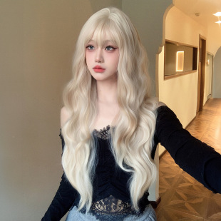 Korean Wig for Women with Long Curly Hair, Bangs and Big Waves, Simulated Natural White Gold Woven Chemical Fiber Realistic Wig