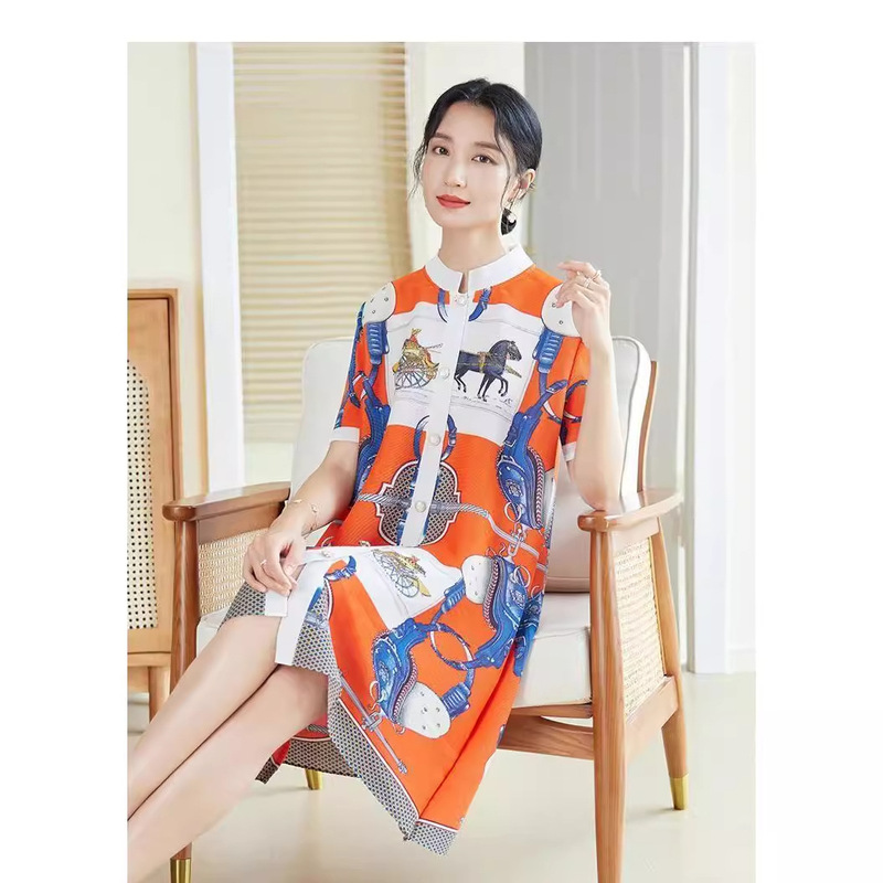 Printed Skirt Women's Summer Short-sleeved Cardigan plus size French dress New Mother's Loose Pleated