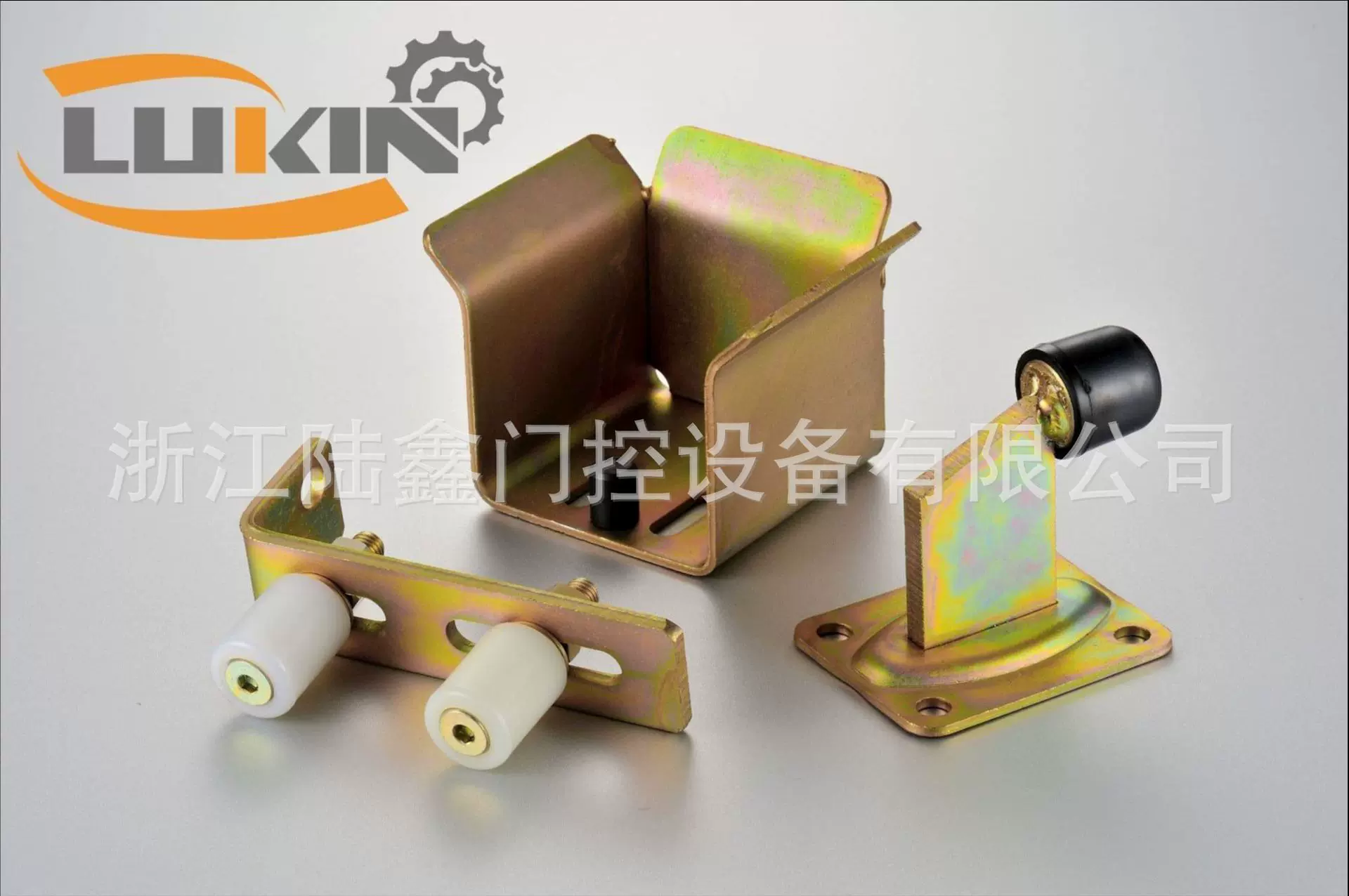 厂家配套批发 尼龙轮导向支架 门吸 尼龙轮导向支架配30*40尼龙轮