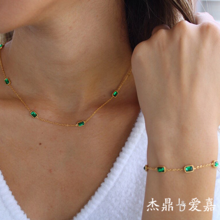Europeo y americano ins estilo cuadrado Esmeralda circón collar Luz de lujo nicho de alto grado titanio acero clavícula cadena collar pulsera