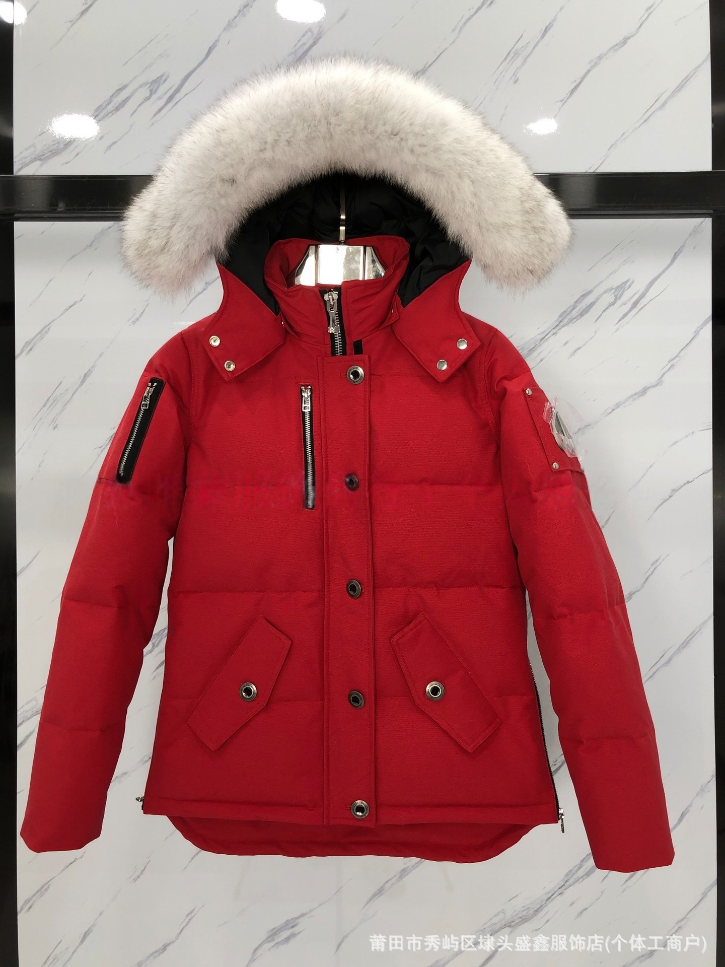 05 women’s red + white hair