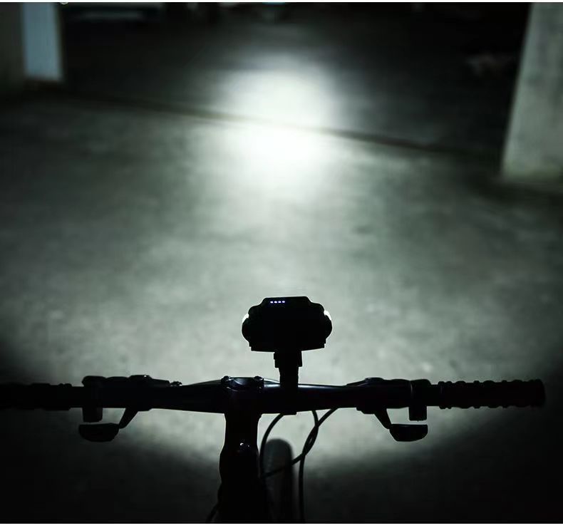 八核巨亮自行车灯