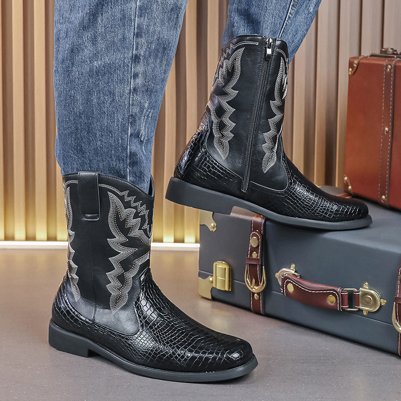 2025 Four Seasons National Fashion Carved Martin High-top plus size Court Style Retro Workwear Motorcycle Boots Foreign Trade Men's Leather Shoes 2025 Four Seasons National Fashion Carved Martin High-top plus size Court Style Retro Workwear Motorcycle Boots Foreign Trade Men's Leather Shoes