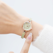 �߼��а����C��Ů��С�ɾ����p��С����������ֱ��Gɫ��һ�����l