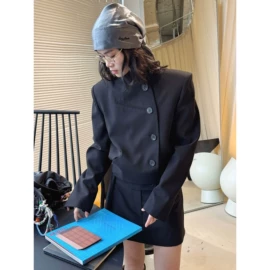 休闲裤;女式T恤;毛衣