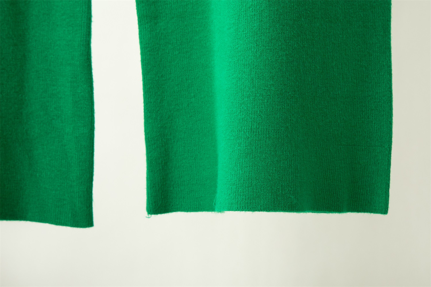 Cross-border turtleneck suit European and American 2022 autumn and winter women's turtleneck sweater + elastic waist wide-leg pants knitted suit_voghion.com