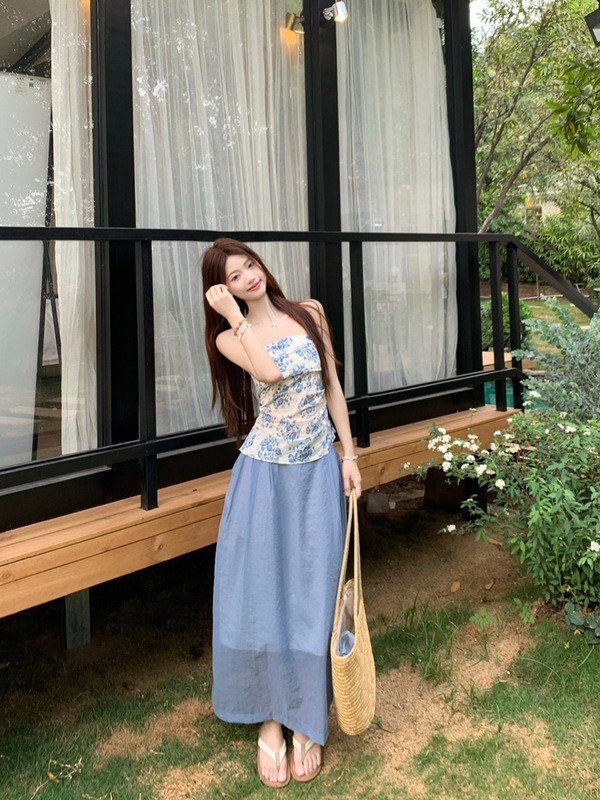 法式复古花纹度假风可拆吊带女不对称抹胸上衣中长款半身裙两件套|undefined