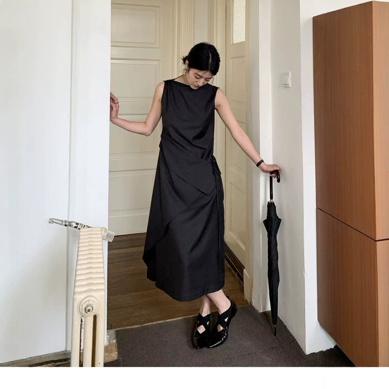 Graphite Gray Half-High Collar Sleeveless Halter Neck High-End Dress Tank Top Dress Direct from the Manufacturer Graphite Gray Half-High Collar Sleeveless Halter Neck High-End Dress Tank Top Dress Direct from the Manufacturer