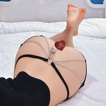 情趣内裤铃铛金属链条性感漏臀三角裤女开裆免脱火辣诱惑网纱透视