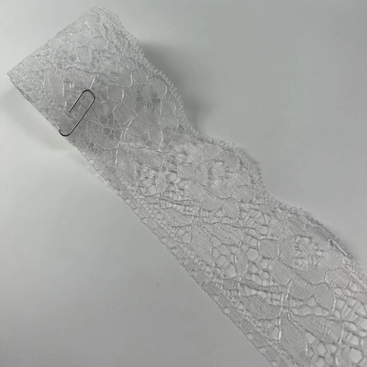 Suministro directo de fábrica 6cm encaje ropa textil para el hogar falda collar accesorios encaje color no elástico material de poliéster al por mayor