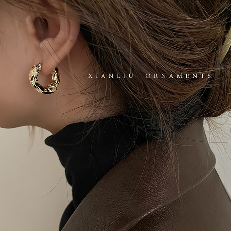 Pendientes de círculo de metal retro 2021 nuevos pendientes de lujo de alta calidad de moda pendientes elegantes de estilo frío